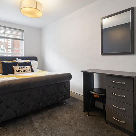 Whiskawaystays - Foregate Street - Apartment 4 Worcester Bagian luar foto